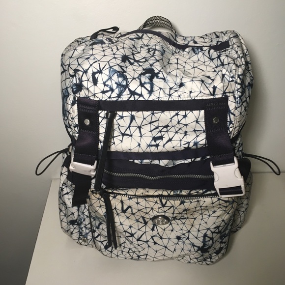 lululemon athletica Handbags - Lululemon back to class backpack